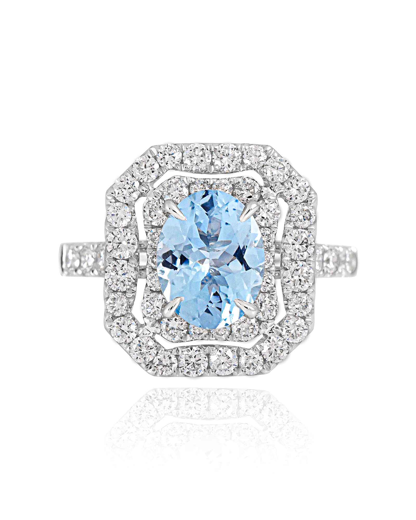 Ring-natural-jewelry-retouching-and-editing70-lux-jewelry-retouch