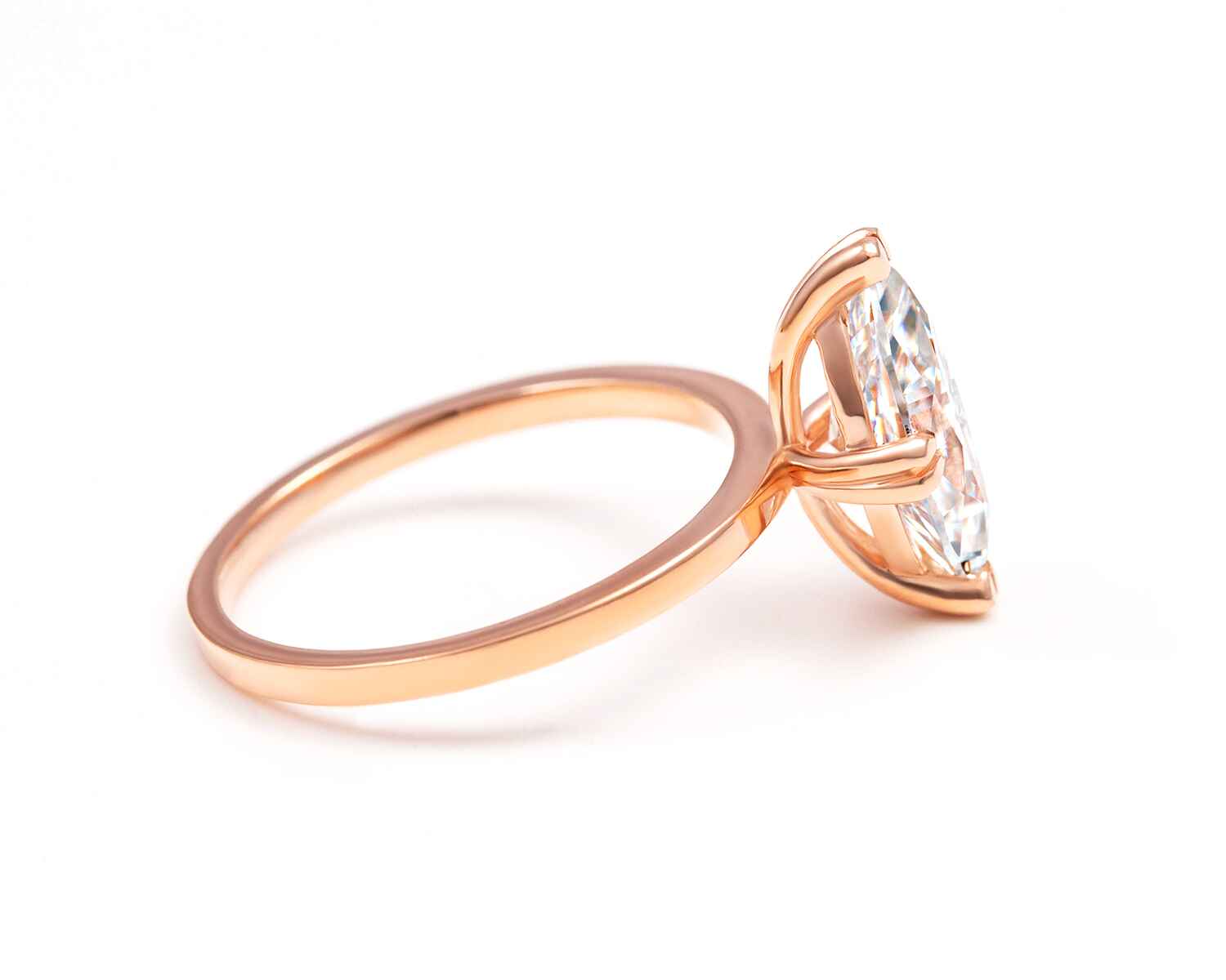 rings-natural-lifestyle-jewelry-retouching-and-editing15-lux-jewelry-retouch
